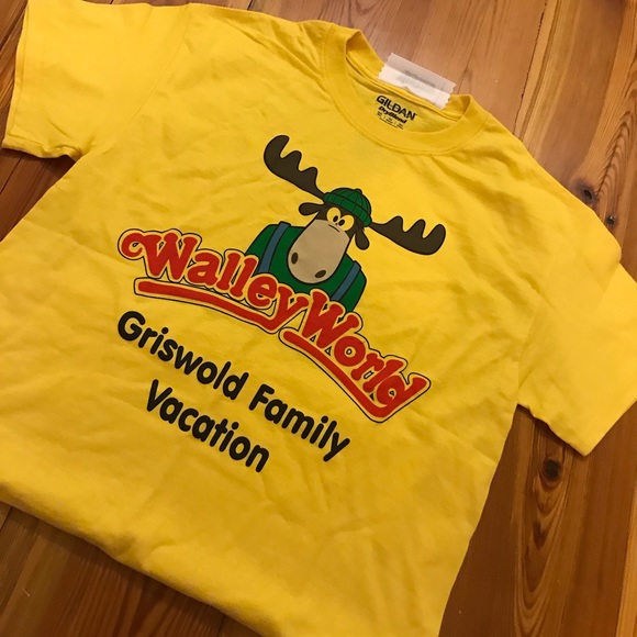 Wally World graphic tshirt - Picture 1 of 1